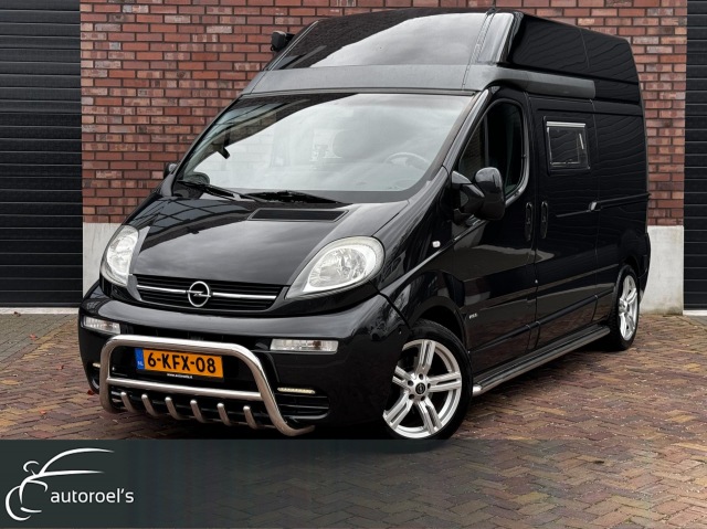 Opel Vivaro 1.9 camper  100 pk  trekhaak  sta - Vivaro 1.9 Camper / 100 PK / Trekhaak / Stahoogte / Airco / Keuk