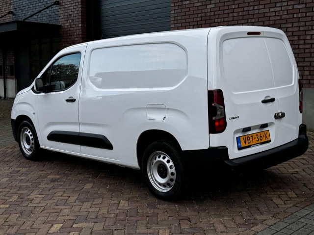 OPEL COMBO 1.6D L2H1 Edition / 100 PK / Navigatie / Cruise Control / Parkee, Autoroel's, Heeswijk Dinther