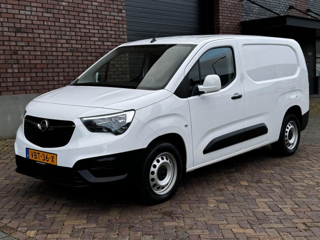 OPEL COMBO 1.6D L2H1 Edition / 100 PK / Navigatie / Cruise Control / Parkee, Autoroel's, Heeswijk Dinther