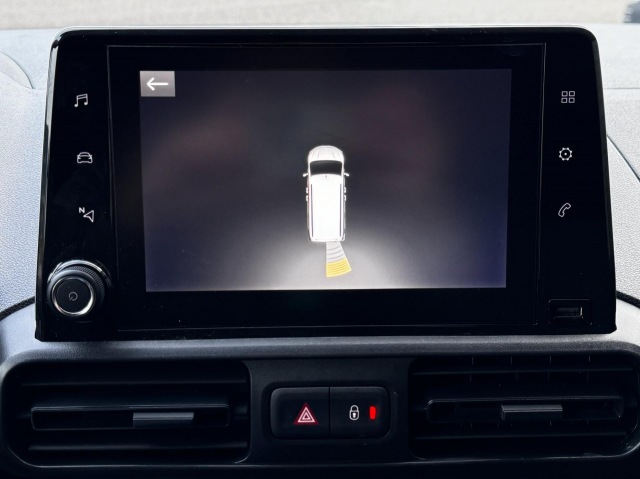 OPEL COMBO 1.6D L2H1 Edition / 100 PK / Navigatie / Cruise Control / Parkee, Autoroel's, Heeswijk Dinther