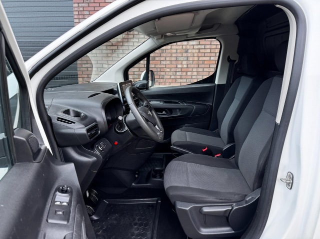 OPEL COMBO 1.6D L2H1 Edition / 100 PK / Navigatie / Cruise Control / Parkee, Autoroel's, Heeswijk Dinther