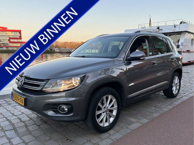 Volkswagen Tiguan - 1.4 TSI Sport&Style 4motion R-line Edition