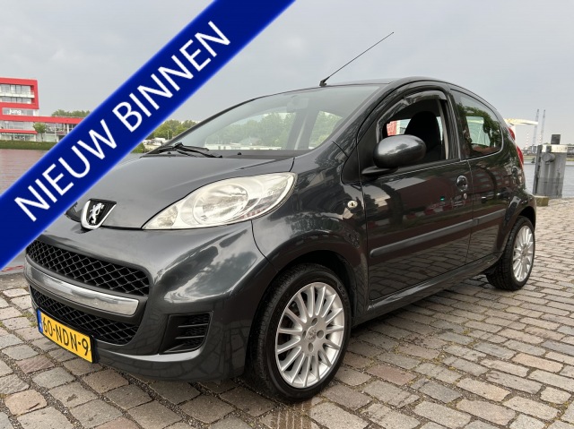 Peugeot 107 - 1.0-12V XS