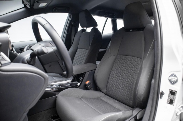 TOYOTA COROLLA 1.8 Hybrid Active, van Driel Automotive, Hoofddorp