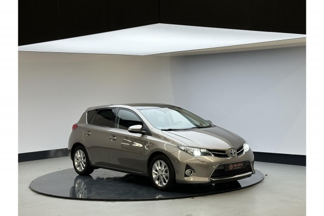 Toyota Auris - 1.8 Hybrid Lease+