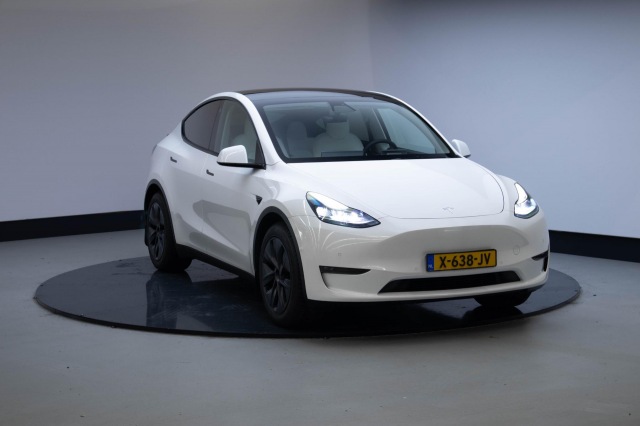 TESLA MODEL Y - Long Range AWD 75 kWh