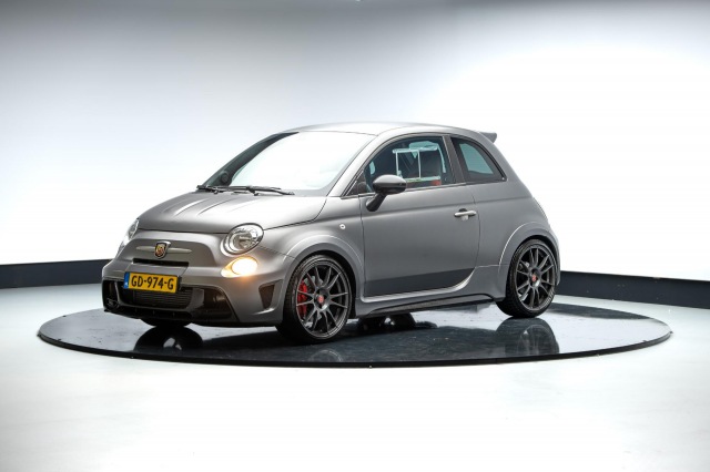 ABARTH 500 1.4 T-Jet Abarth 695 Biposto, van Driel Automotive, Hoofddorp