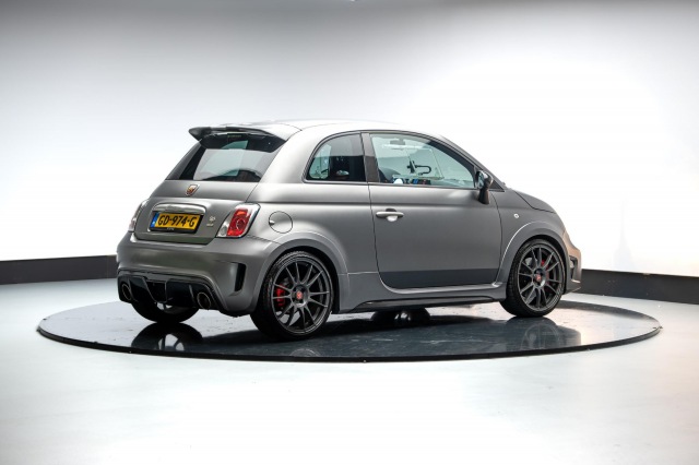 ABARTH 500 1.4 T-Jet Abarth 695 Biposto, van Driel Automotive, Hoofddorp