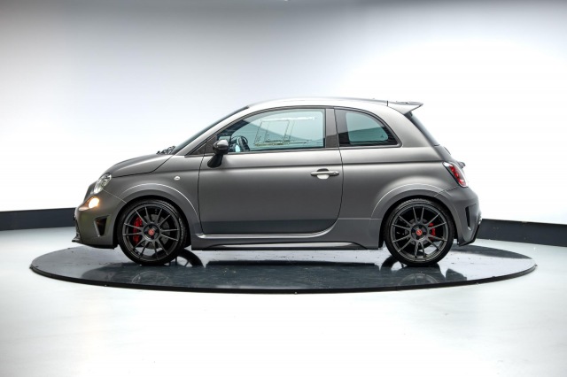 ABARTH 500 1.4 T-Jet Abarth 695 Biposto, van Driel Automotive, Hoofddorp