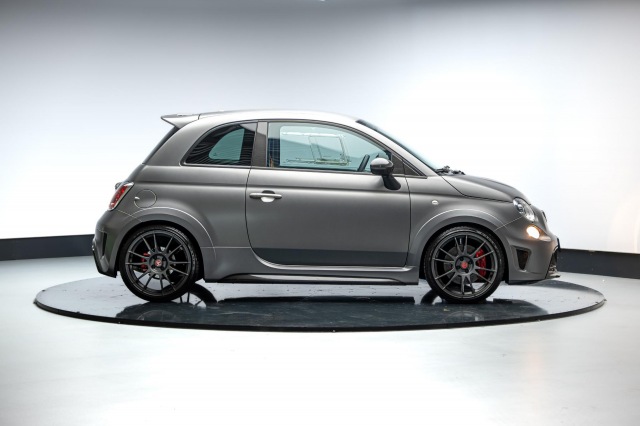 ABARTH 500 1.4 T-Jet Abarth 695 Biposto, van Driel Automotive, Hoofddorp