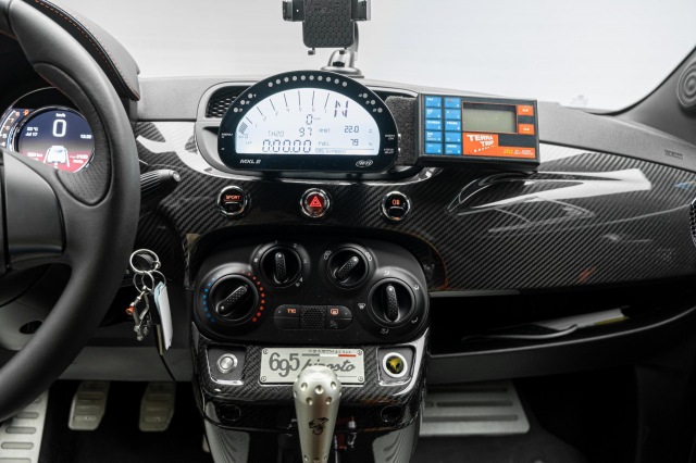 ABARTH 500 1.4 T-Jet Abarth 695 Biposto, van Driel Automotive, Hoofddorp