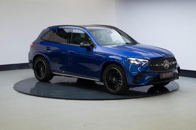 MERCEDES-BENZ GLC-KLASSE - 300e 4MATIC AMG Line