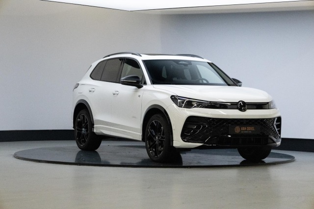 Volkswagen Tiguan - 1.5 eHybrid R-Line Edition
