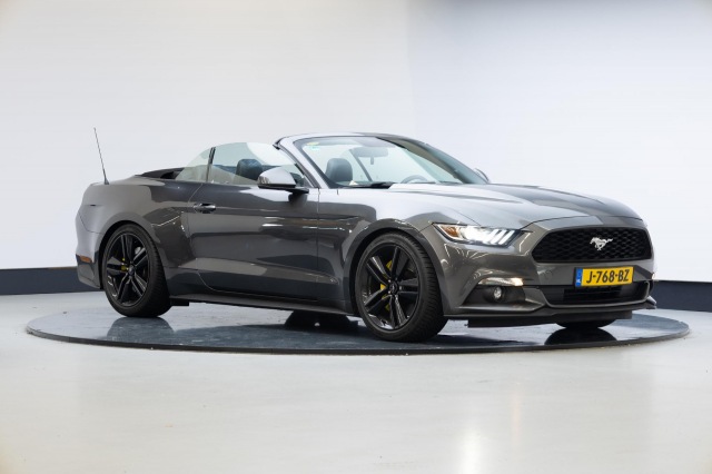 FORD MUSTANG - Convertible 2.3 EcoBoost