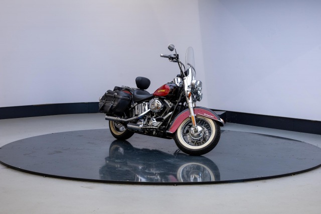 HARLEY-DAVIDSON 96 FLSTC Heritage Classic - 96 FLSTC Heritage Classic