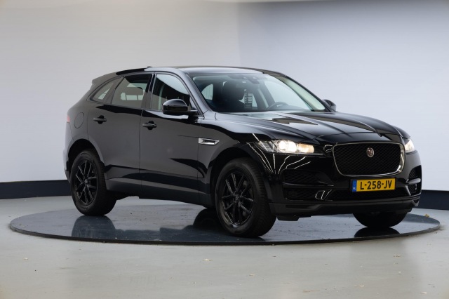 JAGUAR F-PACE - 2.0 Pure AWD 25t