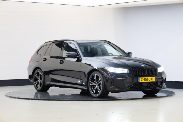 BMW 3-SERIE - Touring 330e