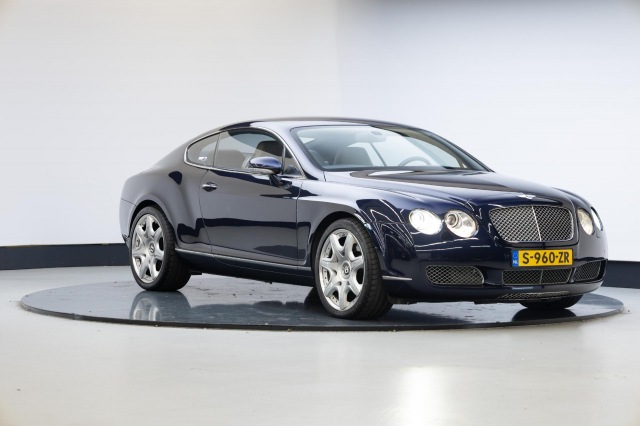 Bentley Continental gt - 6.0 W12