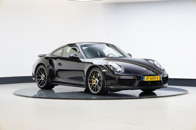 Porsche 911 - 3.8 Turbo S