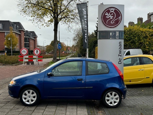 FIAT PUNTO 1.2I Sound 188 3 Deurs, Autobedrijf de Zwaan, Maarssen