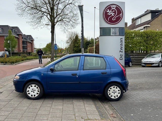FIAT PUNTO 1.2 Dynamic 5 deurs, Autobedrijf de Zwaan, Maarssen