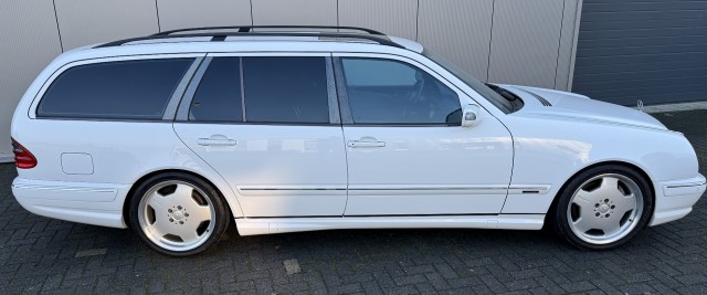 MERCEDES-BENZ E-KLASSE AMG 55, Heeren in Automobielen BV, EDE