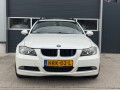 BMW 3-SERIE 320i TOURING / AIRCO NAVIGATIE PANORAMA XENON PDC-RONDOM, Tyam Auto's, Enschede