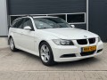 BMW 3-SERIE 320i TOURING / AIRCO NAVIGATIE PANORAMA XENON PDC-RONDOM, Tyam Auto's, Enschede