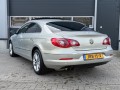 VOLKSWAGEN PASSAT CC 1.8 TSI AUTOMAAT/ AIRCO NAVIGATIE PANORAMA PDC XENON BT AUX, Tyam Auto's, Enschede