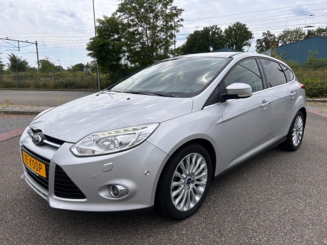 FORD FOCUS 1.6 / 150 PK / TITANIUM / BOMVOL / NAVI, Max Mobiliteit, Hengelo