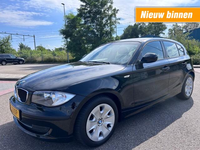 Bmw 1-serie - 118I 2.0 / AIRCO / 5 DRS / ZEER NETJES