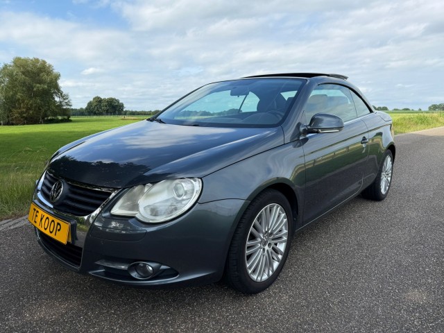 VOLKSWAGEN EOS