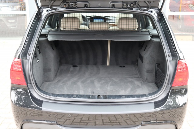 BMW 3-SERIE Touring 335i M Sport Edition (306PK) LCI, Carmix, OSS