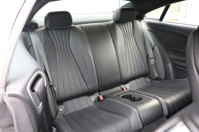 MERCEDES-BENZ E-KLASSE Coupé 200 AMG 9G-TRONIC/ORIG.NL/LEER/LED/19, Carmix, OSS