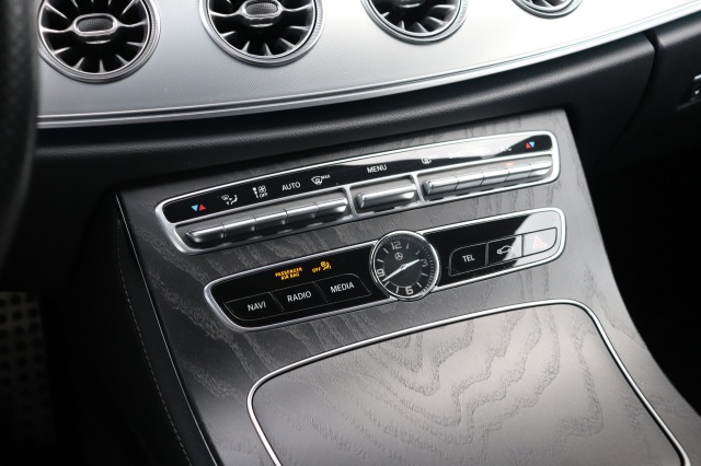 MERCEDES-BENZ E-KLASSE Coupé 200 AMG 9G-TRONIC/ORIG.NL/LEER/LED/19, Carmix, OSS