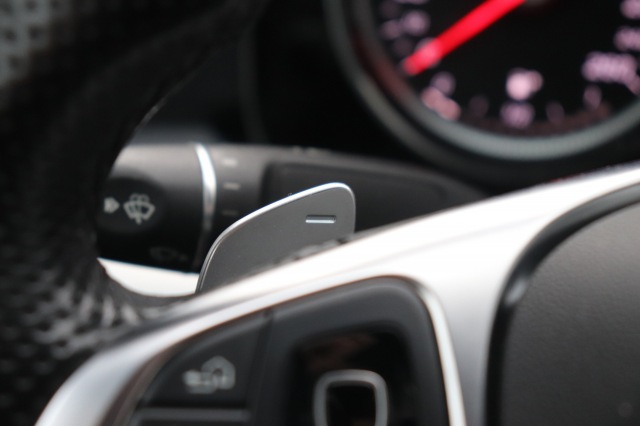 MERCEDES-BENZ E-KLASSE Coupé 200 AMG 9G-TRONIC/ORIG.NL/LEER/LED/19, Carmix, OSS