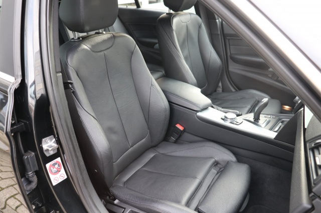 BMW 3-SERIE Touring 316i High Executive AUT/M-PAKKET/, Carmix, OSS