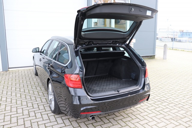 BMW 3-SERIE Touring 316i High Executive AUT/M-PAKKET/, Carmix, OSS