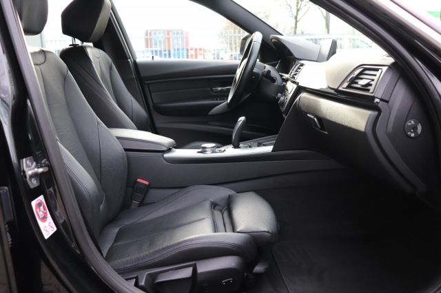 BMW 3-SERIE Touring 316i High Executive AUT/M-PAKKET/, Carmix, OSS