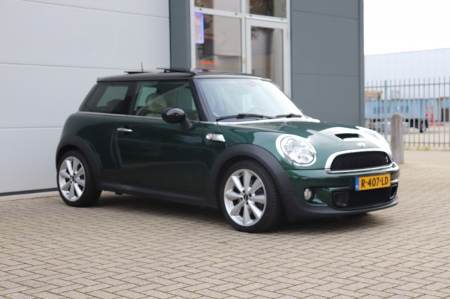 MINI COOPER S 1.6 Cooper S Chili (215PK) AUT/LEER/HARMAN-KARDON/PAN.DAK/XENON/, Carmix, OSS