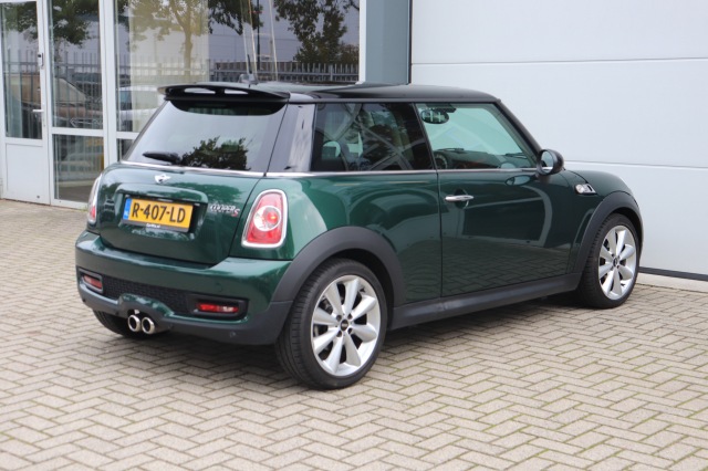 MINI COOPER S 1.6 Cooper S Chili (215PK) AUT/LEER/HARMAN-KARDON/PAN.DAK/XENON/, Carmix, OSS