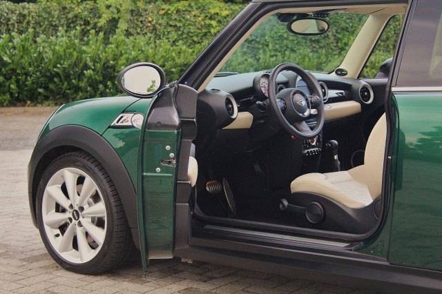 MINI COOPER S 1.6 Cooper S Chili (215PK) AUT/LEER/HARMAN-KARDON/PAN.DAK/XENON/, Carmix, OSS