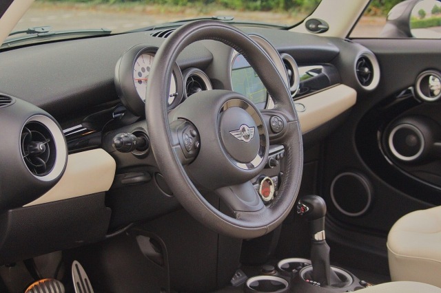 MINI COOPER S 1.6 Cooper S Chili (215PK) AUT/LEER/HARMAN-KARDON/PAN.DAK/XENON/, Carmix, OSS