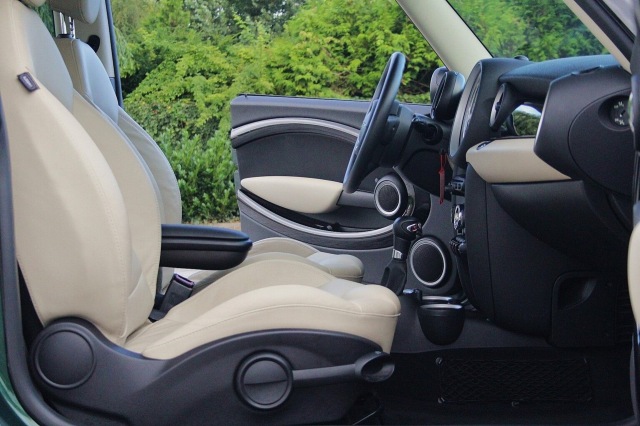 MINI COOPER S 1.6 Cooper S Chili (215PK) AUT/LEER/HARMAN-KARDON/PAN.DAK/XENON/, Carmix, OSS