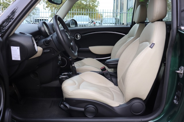 MINI COOPER S 1.6 Cooper S Chili (215PK) AUT/LEER/HARMAN-KARDON/PAN.DAK/XENON/, Carmix, OSS