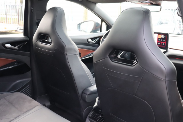 VOLKSWAGEN ID.4 Max Pro 77 kWh, Carmix, OSS