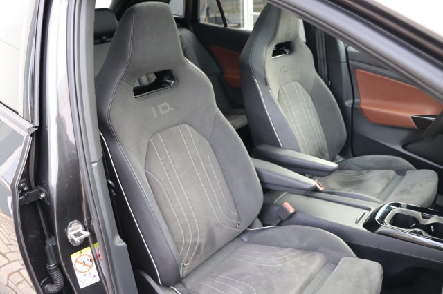 VOLKSWAGEN ID.4 Max Pro 77 kWh, Carmix, OSS