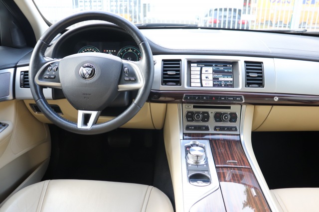 JAGUAR XF 2.0 i4 Ti 241pk Aut. Business Edition ORIG.NL/DEALERONDERH., Carmix, OSS