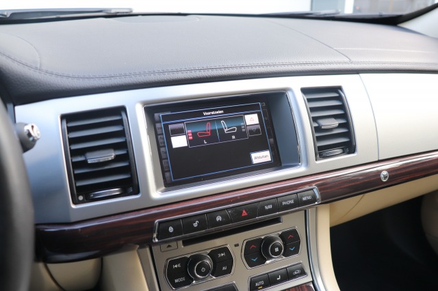 JAGUAR XF 2.0 i4 Ti 241pk Aut. Business Edition ORIG.NL/DEALERONDERH., Carmix, OSS