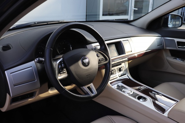 JAGUAR XF 2.0 i4 Ti 241pk Aut. Business Edition ORIG.NL/DEALERONDERH., Carmix, OSS